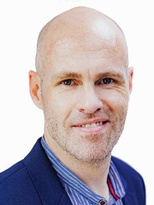 Dr Justin du Toit